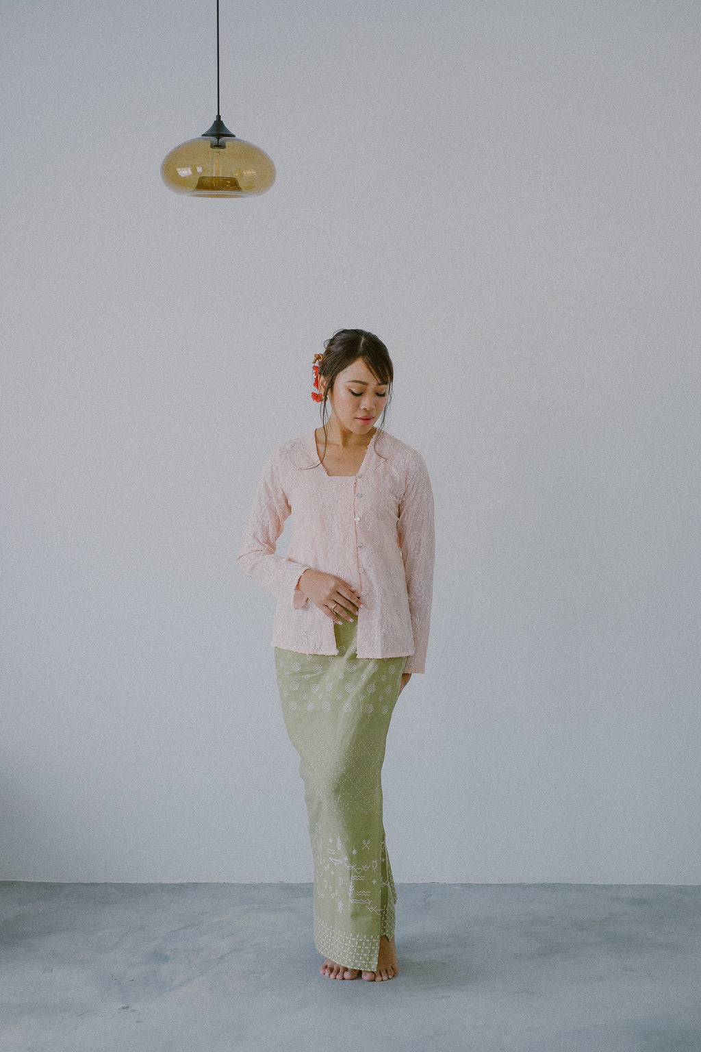 Jasmine Kebaya in Peach