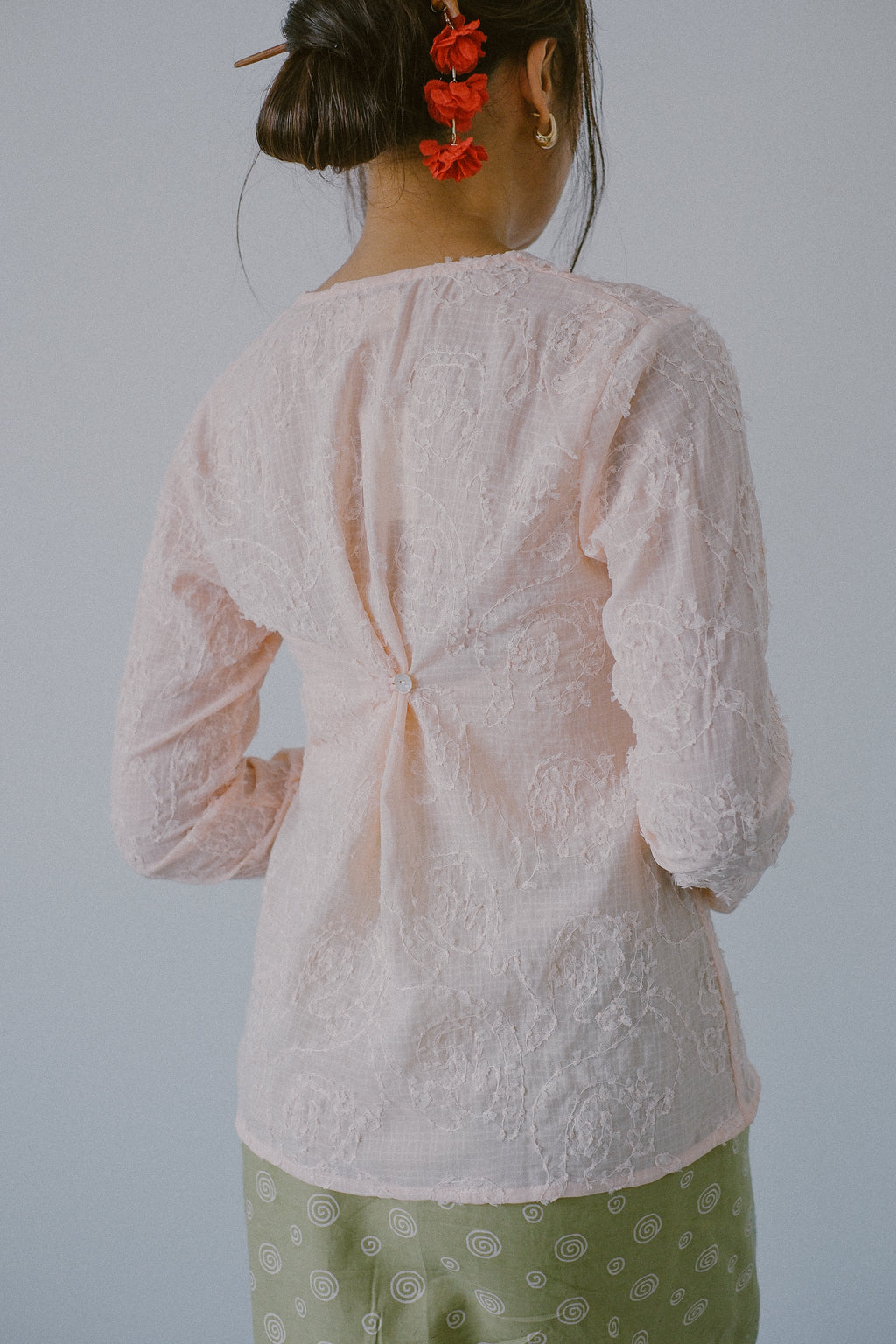 Jasmine Kebaya in Peach