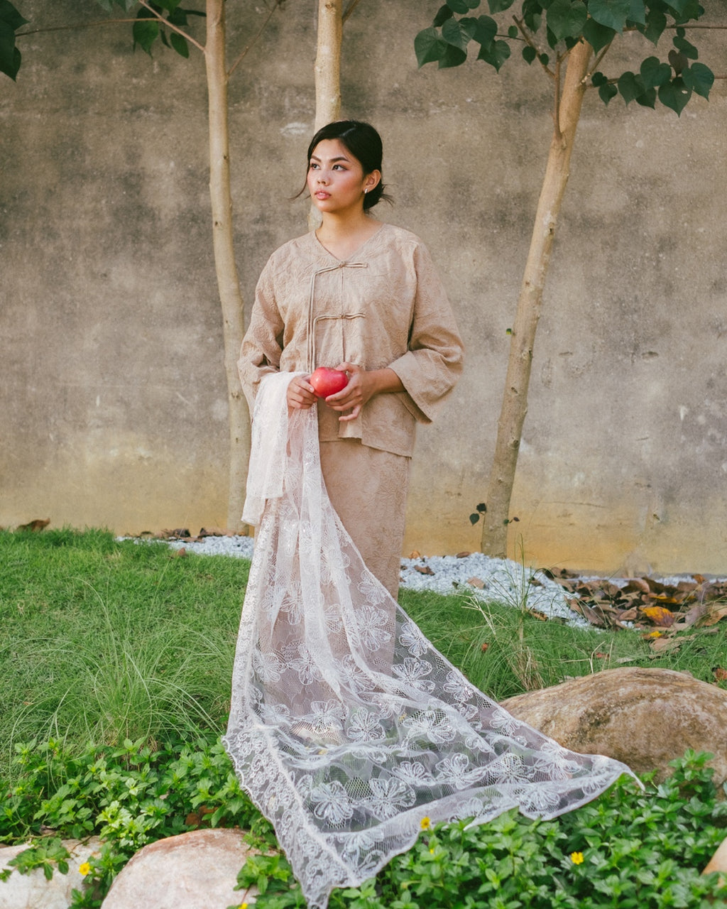 Rayya Kurung in Brown